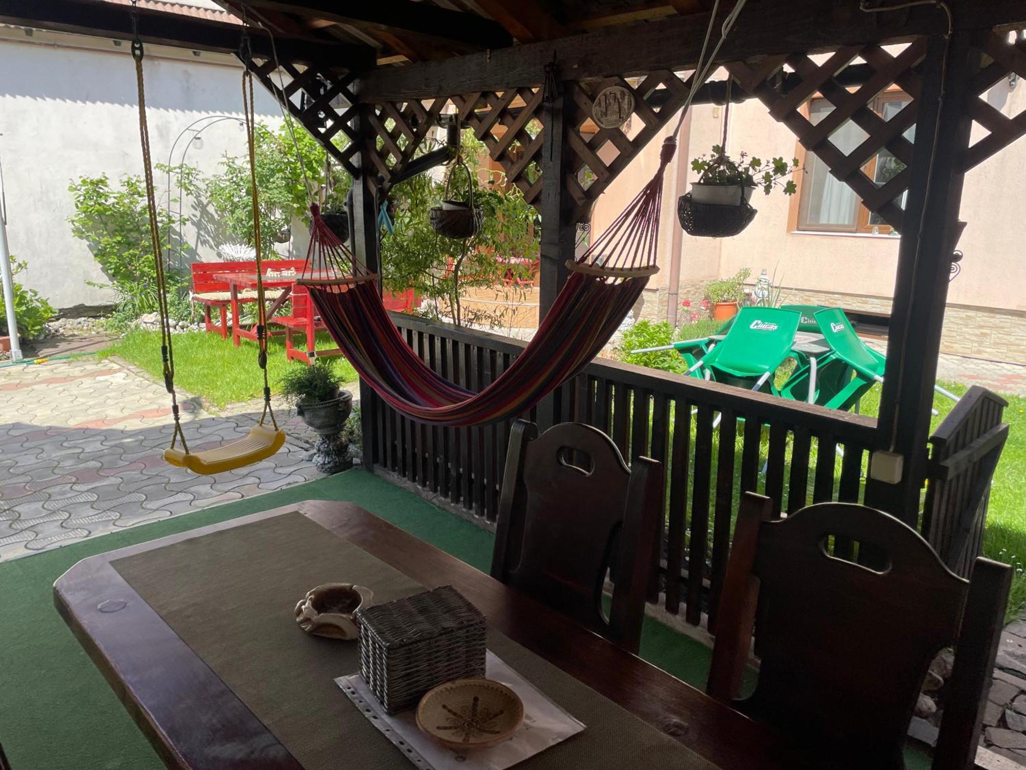 Casa Nicoladis Leilighet Zărneşti Eksteriør bilde