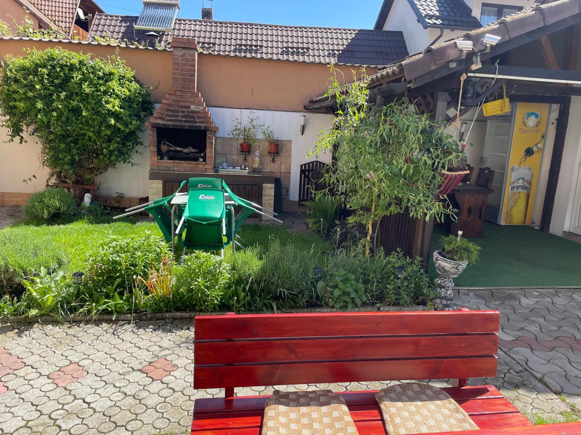 Casa Nicoladis Leilighet Zărneşti Eksteriør bilde